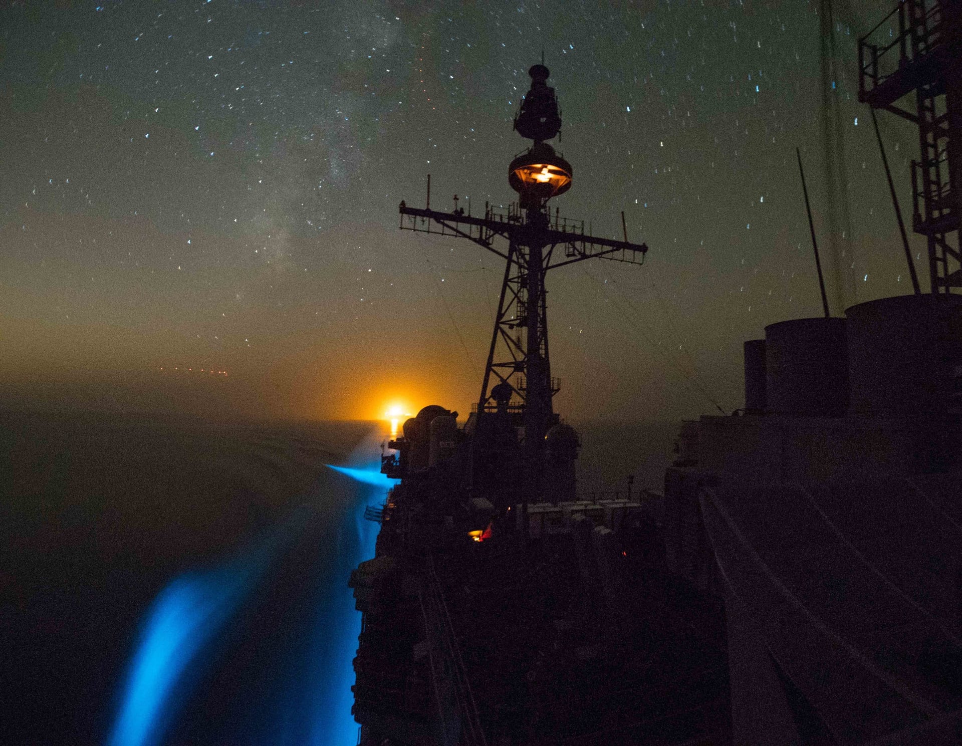 USS Princeton guided-missile cruiser transiting the Strait of Hormuz during U.S. 5th Fleet operations
