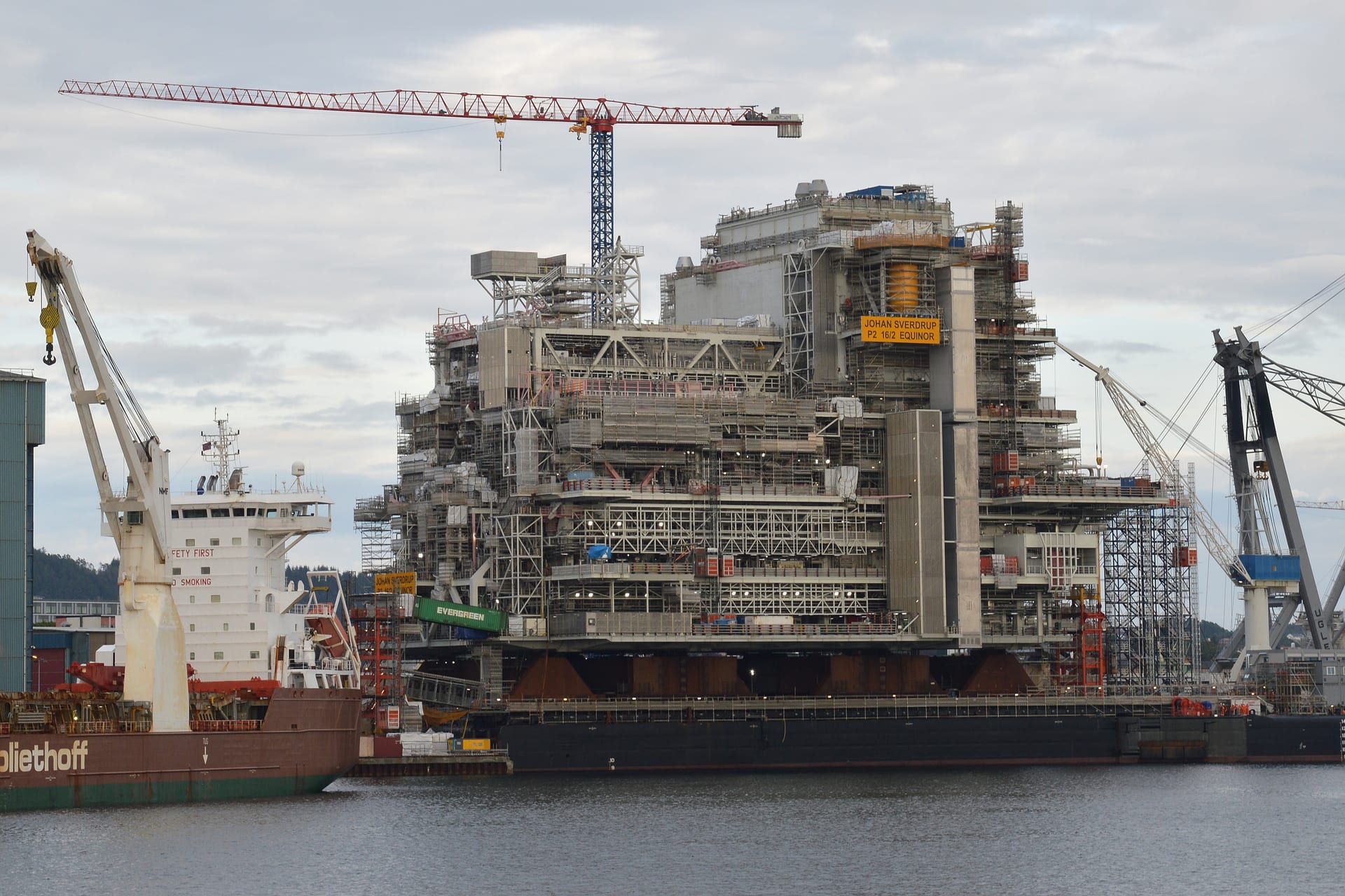 Equinor's Johan Sverdrup P2 16/2 platform module under construction in Haugesund harbour, Norway