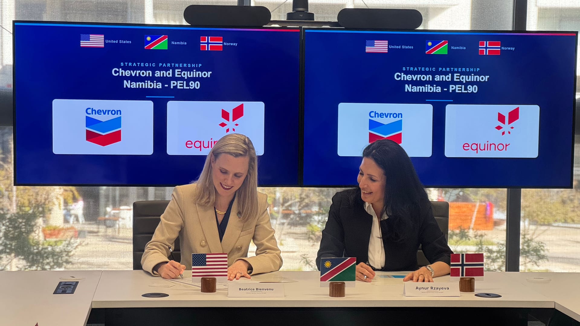Equinor executives at the PEL 90 stake acquisition signing ceremony for Namibia Orange Basin