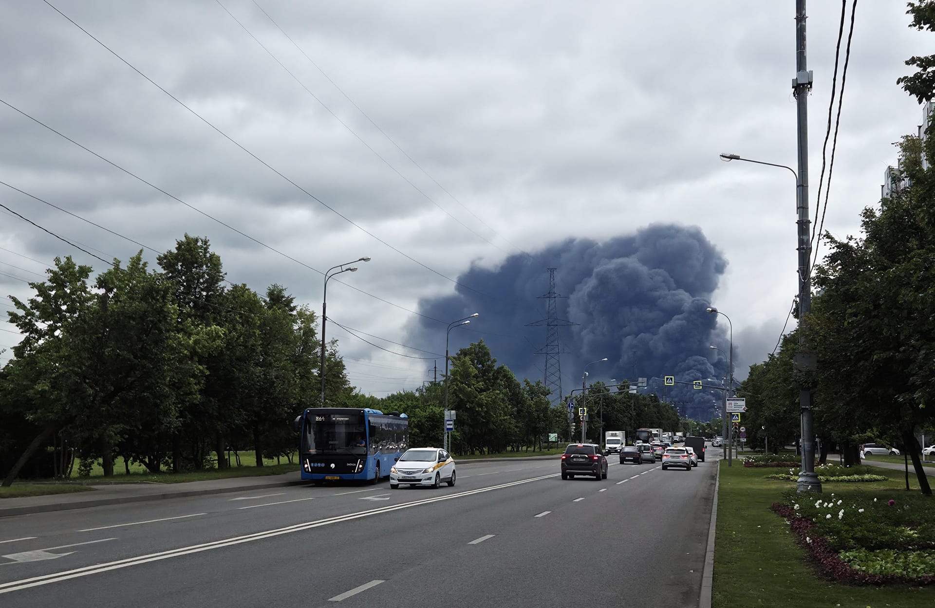 Fire at Gazprom Neft Moscow Oil Refinery in Kapotnya after June 2026 drone strike