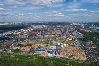 Aerial view of the Gazprom Neft Moscow Refinery in Kapotnya district, southeast Moscow