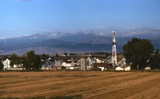 Drilling rig operating in the Wattenberg Gas Field in the Denver-Julesburg Basin north of Denver, Colorado